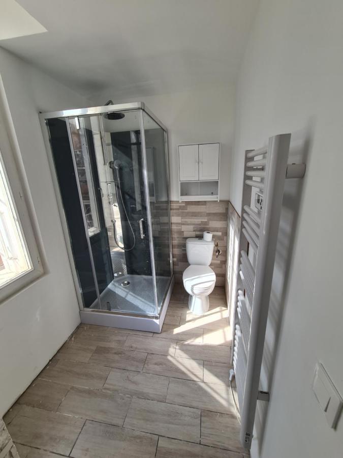 Appartement 60M2 Rdc Avec Jardin Saint-Genis-des-Fontaines Экстерьер фото